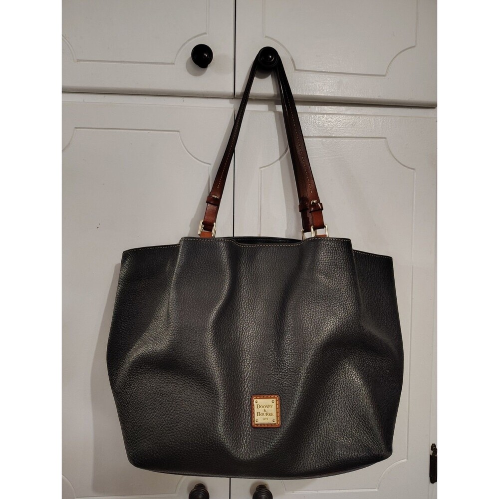 Dooney & Bourke Black Leather Shopper Tote Two Handle Handbag Purse